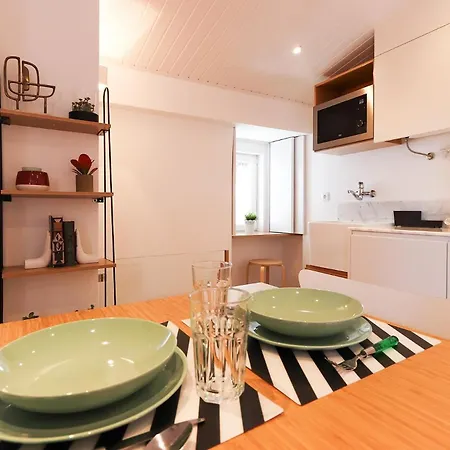 Alfama By Homing Lägenhet